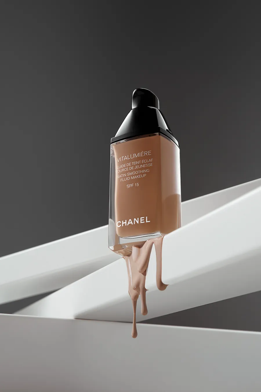 chanel-makeup-retouch